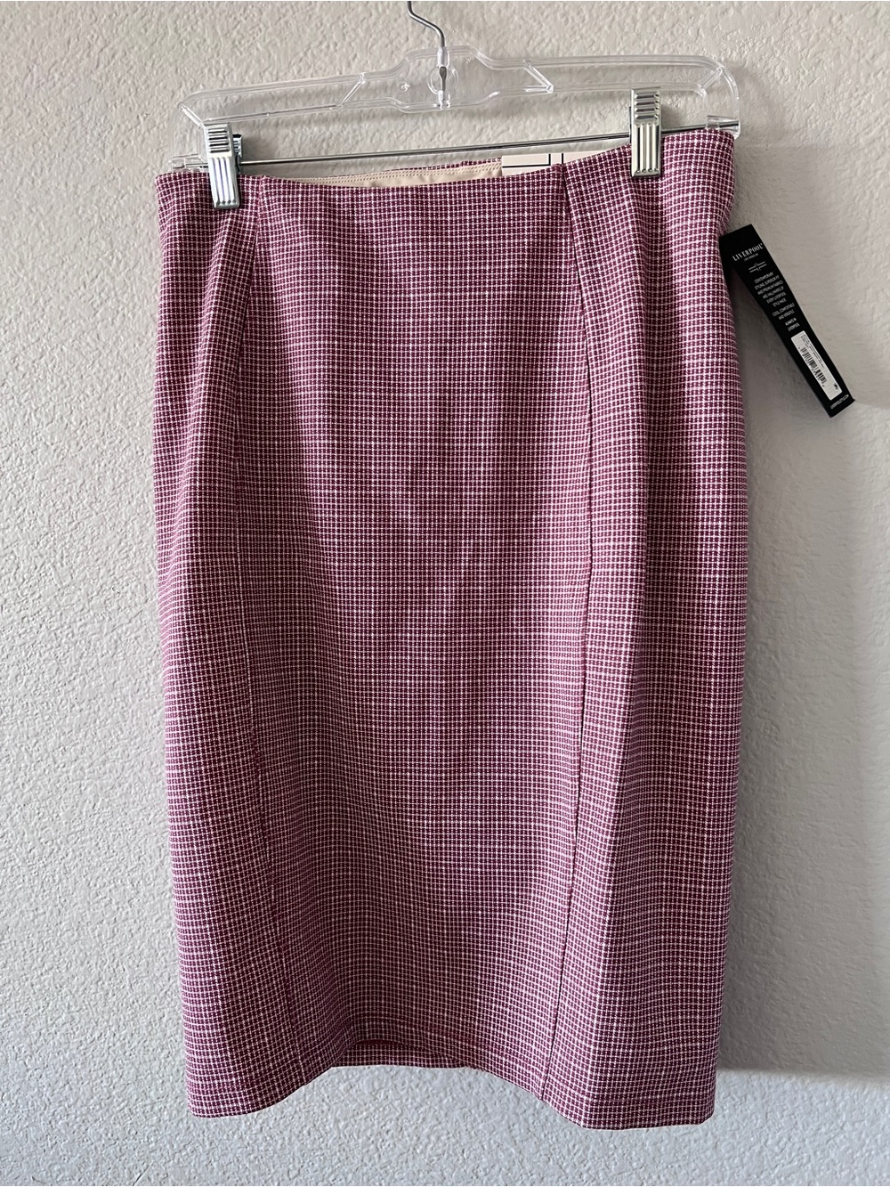 Liverpool Los Angeles Plaid Pencil Skirt Size 4/27 Strawberry Plaid NEW w Tags